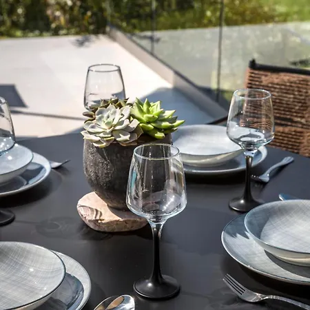 Eirini By Vintage Travel Willa Lakíthra