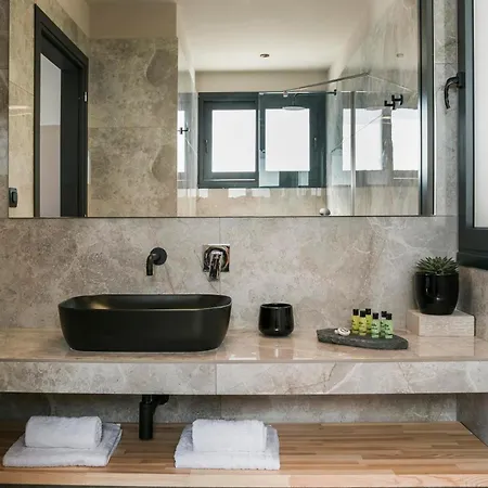 Eirini By Vintage Travel Willa Lakíthra