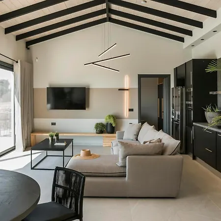 Eirini By Vintage Travel